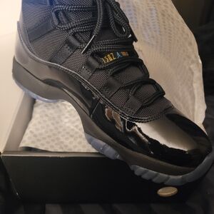 Men's Black High-Top Sneakers